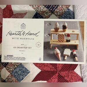 Hearth & Hand Magnolia Ice Cream Set